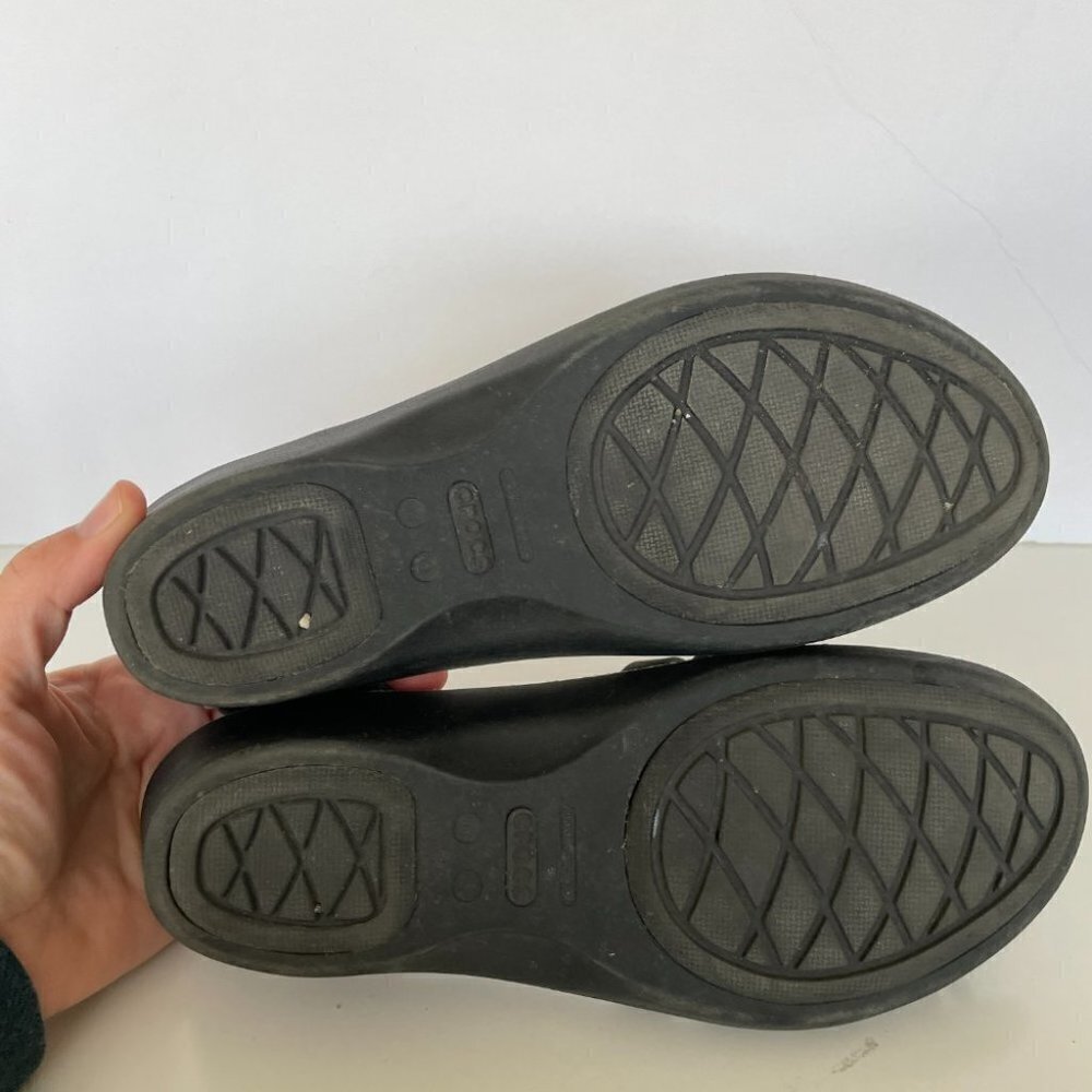 Crocs Huaranche Mini Wedge Sandals Strappy Slip-On Casual Black 8 - Picture 7 of 8